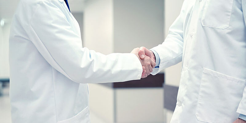 close-up-of-doctors-cretemedigroup